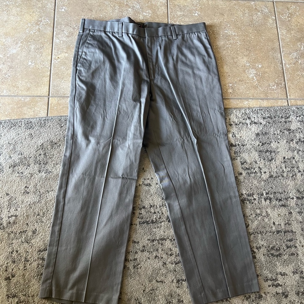 Men's Gray Dress Pants